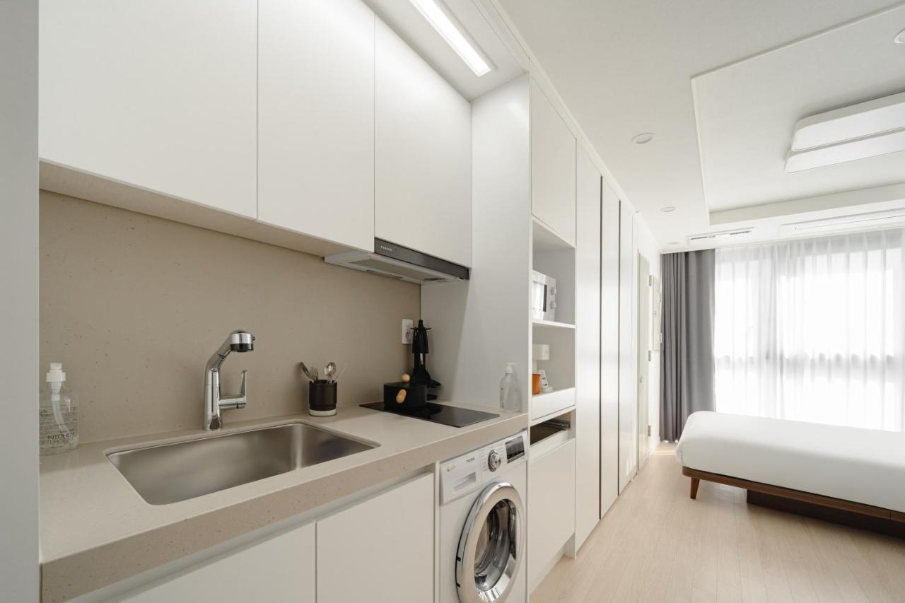 Urbanstay Terminal Apartment *