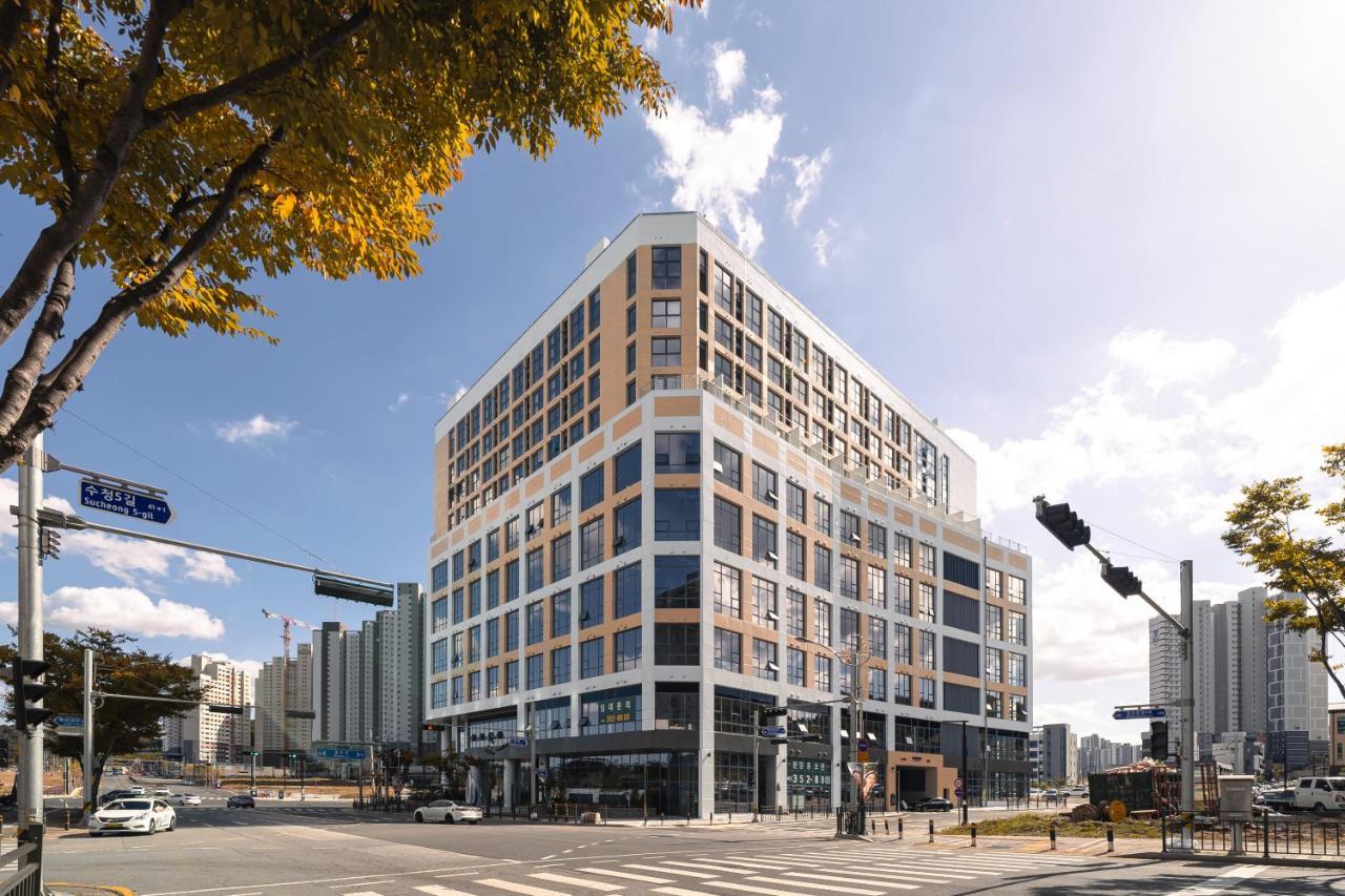 Apartment Urbanstay Terminal