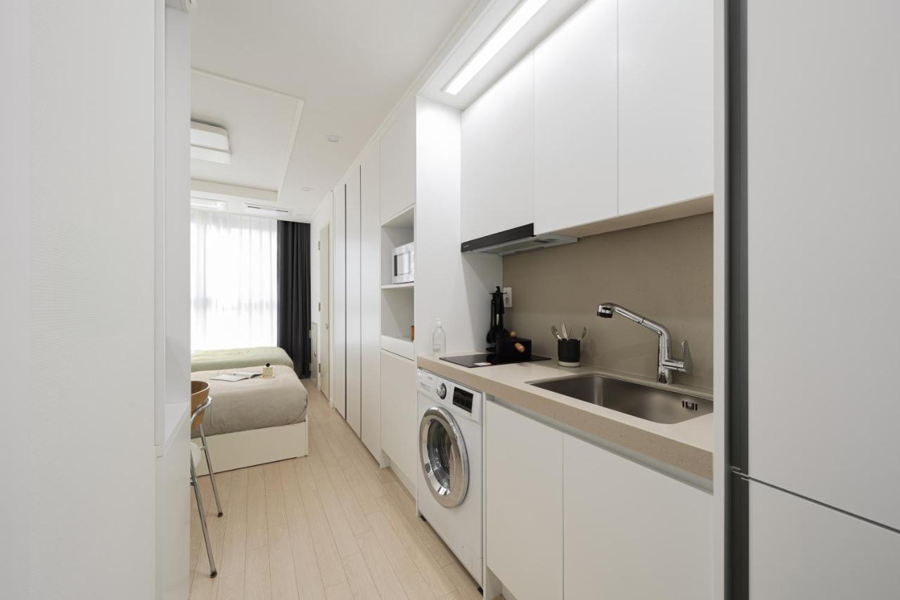 Apartment Urbanstay Terminal Dangjin