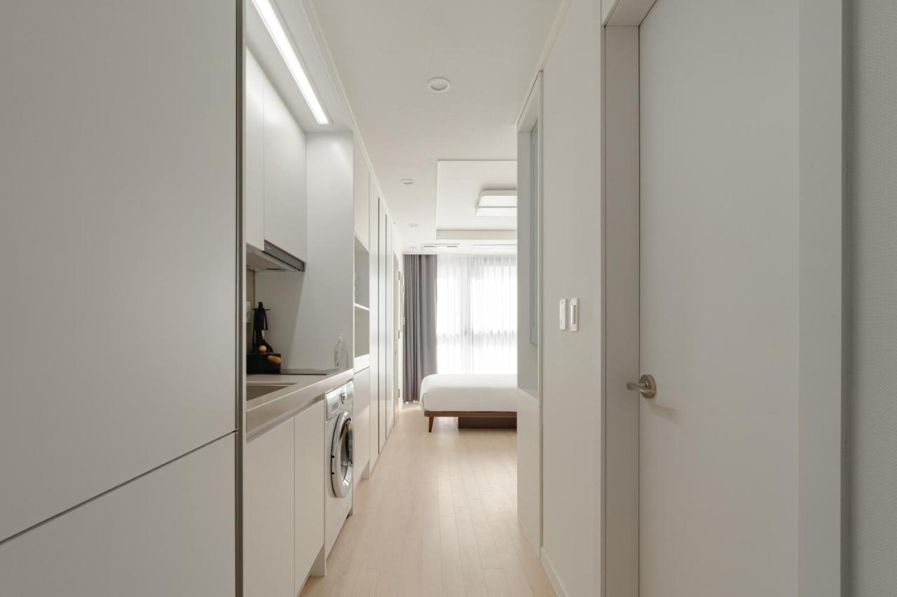 Apartment Urbanstay Terminal Dangjin