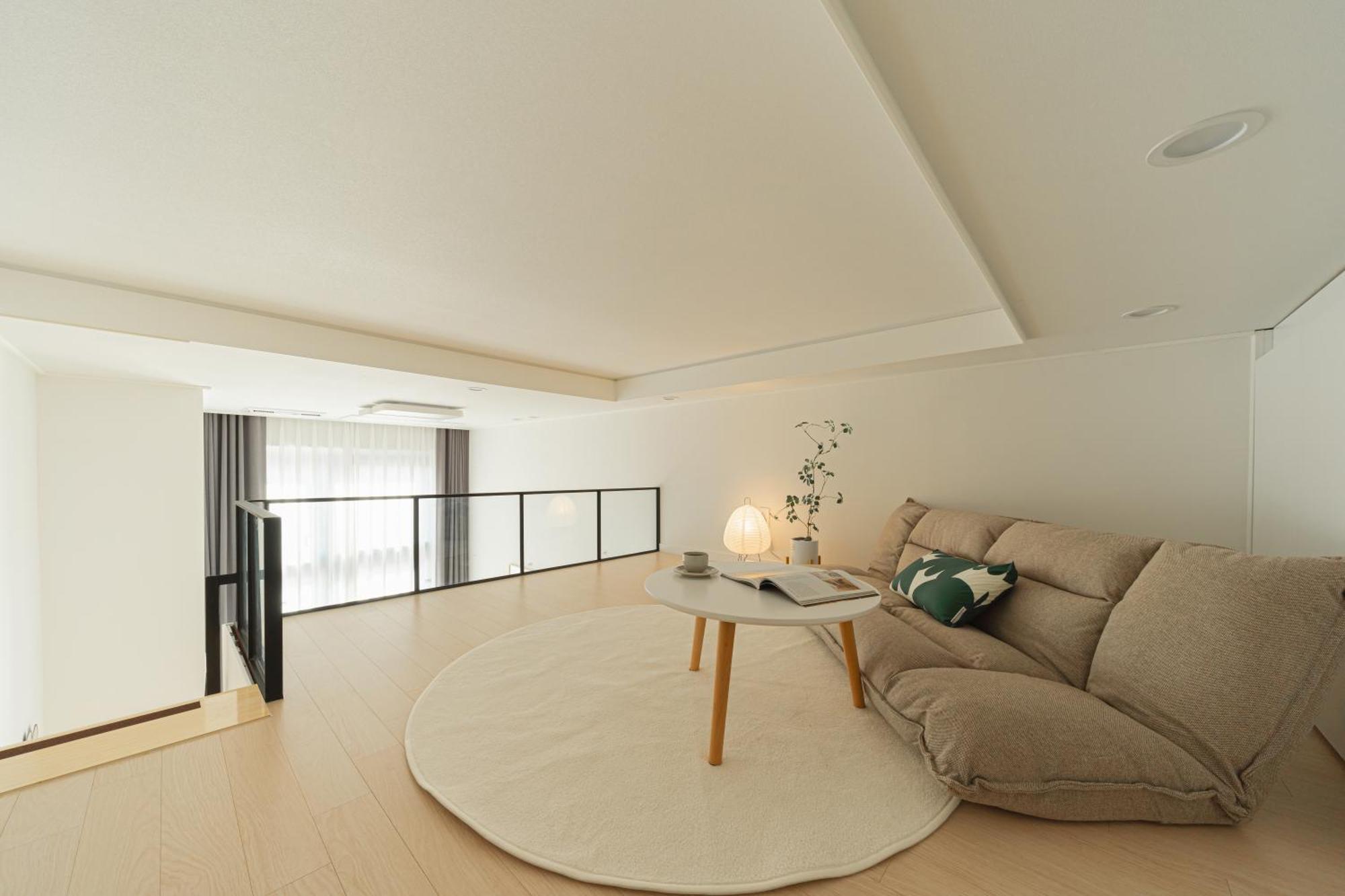 Urbanstay Terminal Apartment